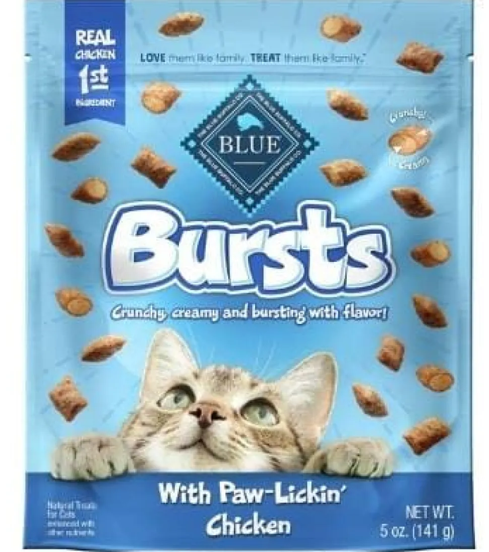 Blue Buffalo Bursts Crunchy and Creamy Chicken Crunchy Cat Treats