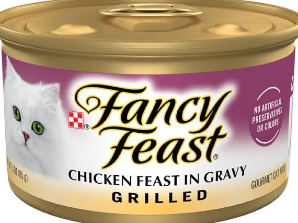 Fancy Feast Grilled Chicken Canned Cat Food