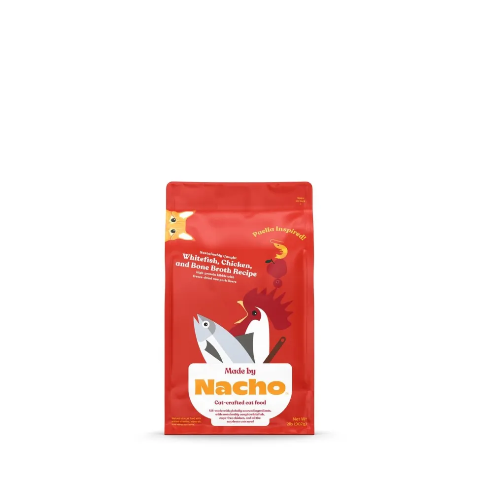Made by Nacho Whitefish and Chicken in Bone Broth Dry Cat Food - 2 Lbs