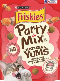 Purina Friskies Party Mix Natural Yums Real Salmon with Vitamins Crunchy Cat Treats - 6 Oz - Case of 6