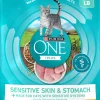 Purina One Sensitive Skin and Stomach Turkey Adult Dry Cat Food - 7 Lbs - Case of 4