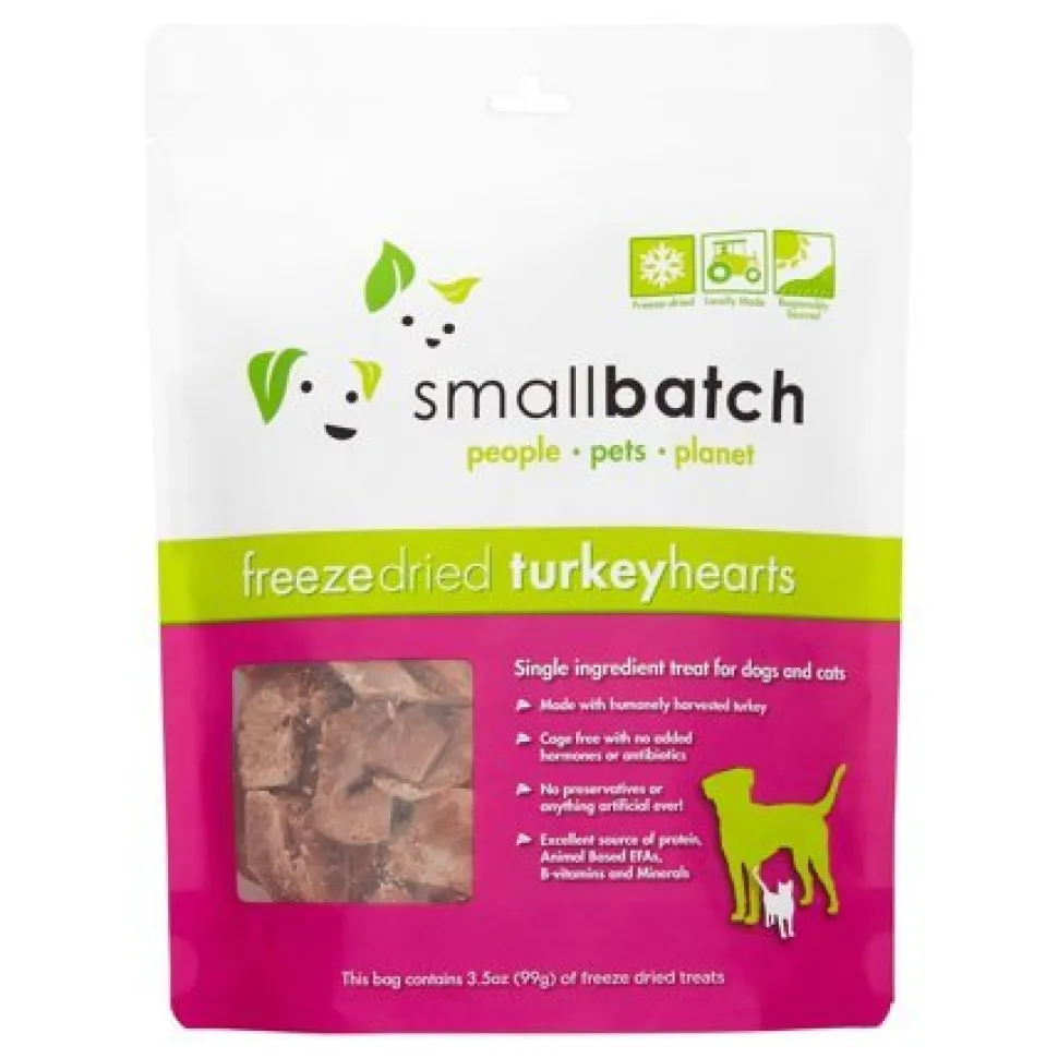 Small Batch Dog and Cat Freeze-Dried Treat Turkey Hearts - 3.5 Oz